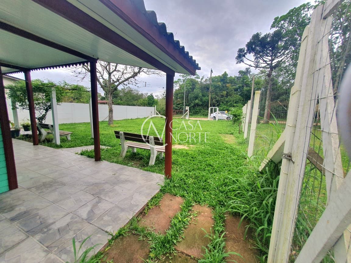 Casa à venda com 3 quartos, 460m², 3 vagas, Rua Marino Barcelos no bairro Lami em Porto Alegre