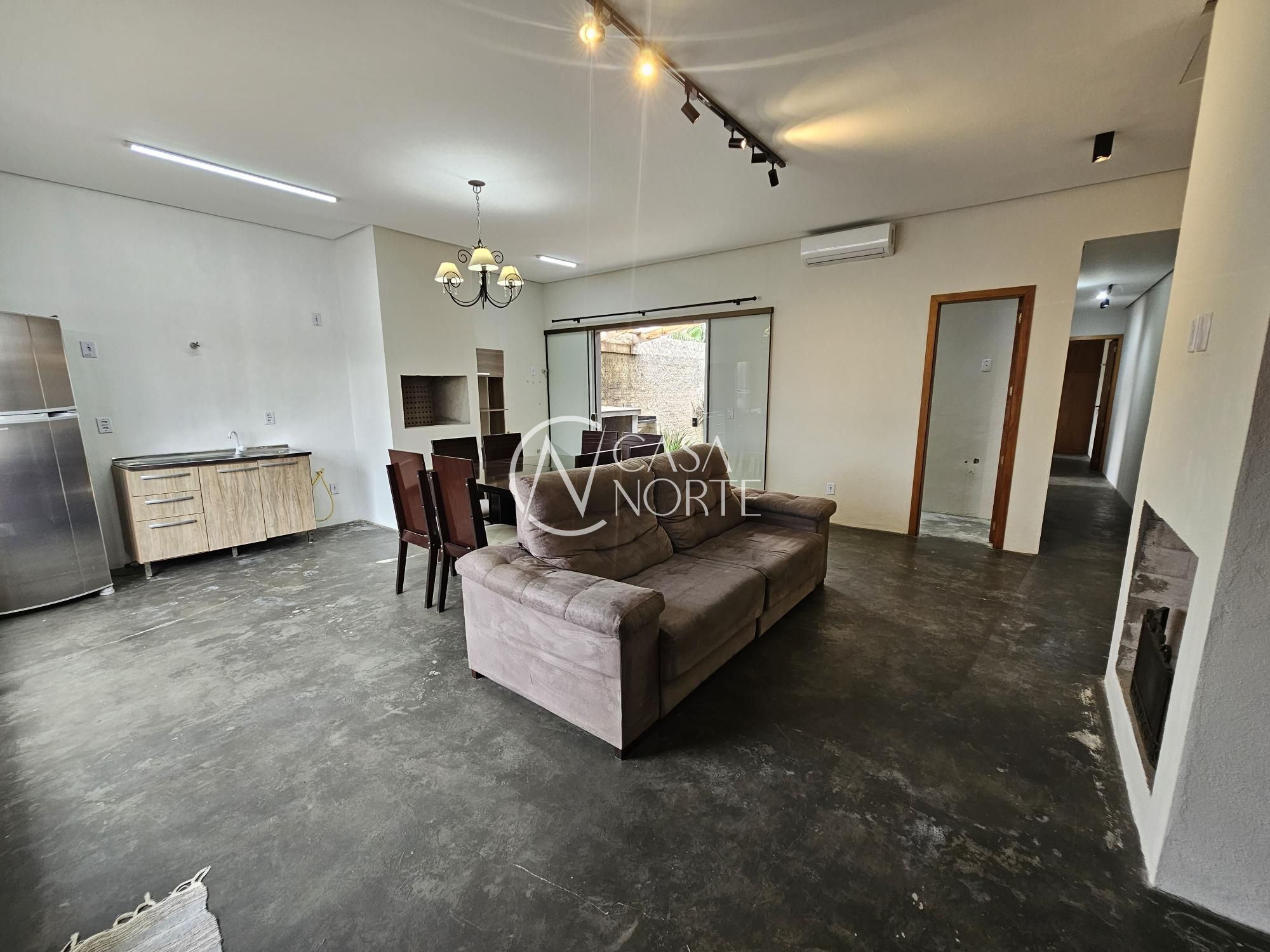 Casa à venda com 2 quartos, 172m², 2 suítes, 2 vagas, Rua Jorge Babot Miranda no bairro Aberta dos Morros em Porto Alegre