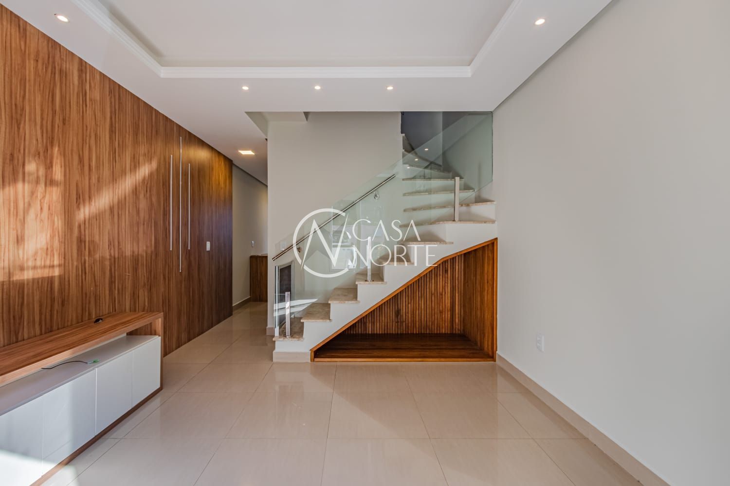 Casa de Condomínio à venda com 2 quartos, 110m², 1 vaga, Rua Júlio Dias de Souza no bairro Aberta dos Morros em Porto Alegre