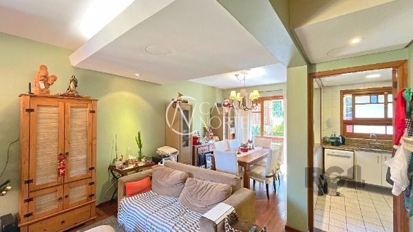 Casa de Condomínio à venda com 3 quartos, 154m², 1 suíte, 1 vaga, Rua Giorgio Negroni no bairro Espírito Santo em Porto Alegre