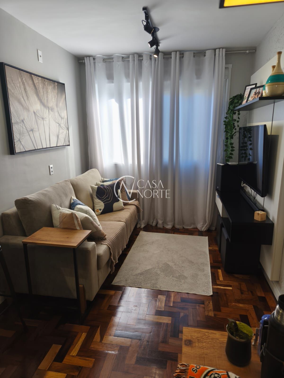 Apartamento à venda com 2 quartos, 62m², 1 vaga, Rua Banco da Província no bairro Santa Tereza em Porto Alegre