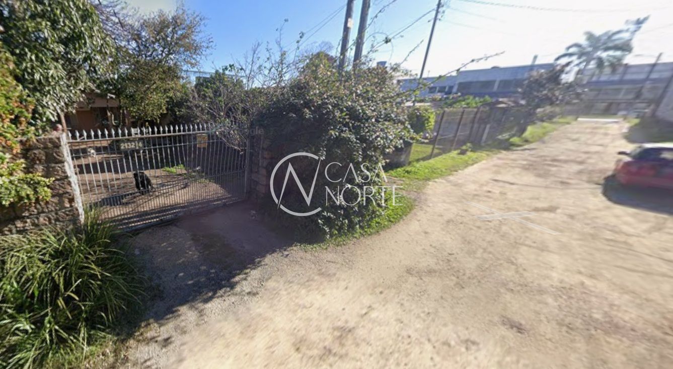Terreno à venda  com 4m², Avenida Eduardo Prado no bairro Cavalhada em Porto Alegre