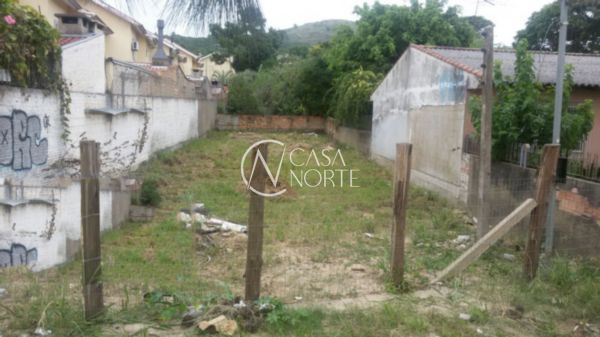 Terreno à venda  com 400m², Avenida Edgar Pires de Castro no bairro Hípica em Porto Alegre