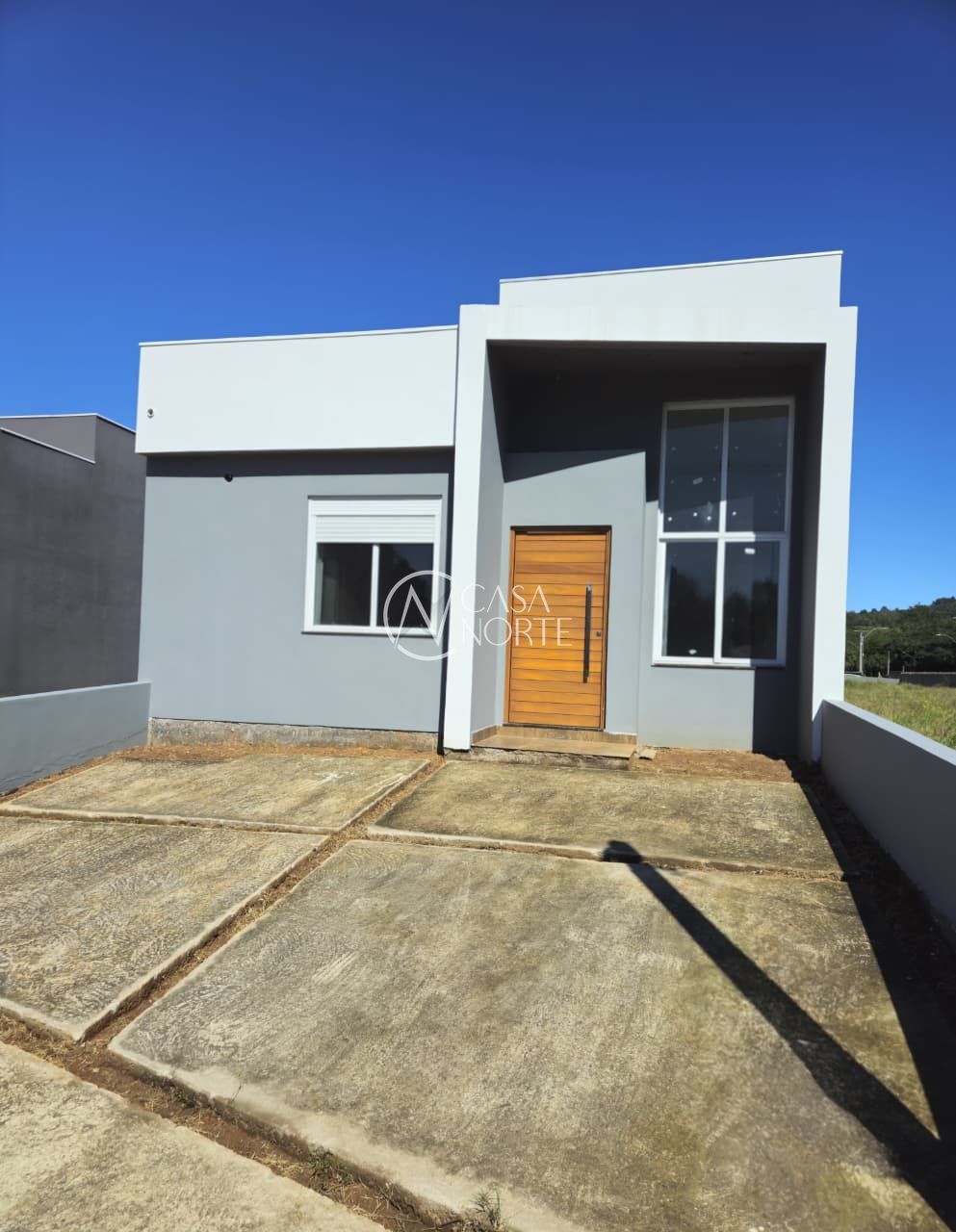 Casa à venda com 3 quartos, 110m², 1 suíte, 2 vagas, Rua Jean Vardaramatos no bairro Hípica em Porto Alegre