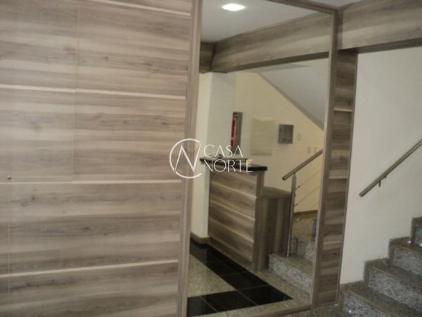 Sala Comercial à venda , 46m², Edgar Pires de Castro no bairro Aberta dos Morros em Porto Alegre