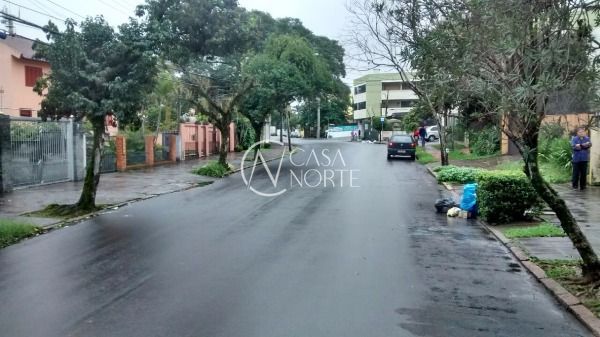 Terreno à venda  com 1340m², Rua Conselheiro Xavier da Costa no bairro Ipanema em Porto Alegre