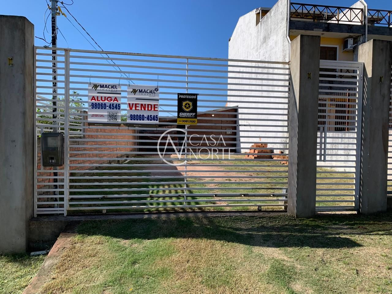Casa à venda com 2 quartos, 40m², 3 vagas, Rua Claudio da Silva Pinto no bairro Espírito Santo em Porto Alegre