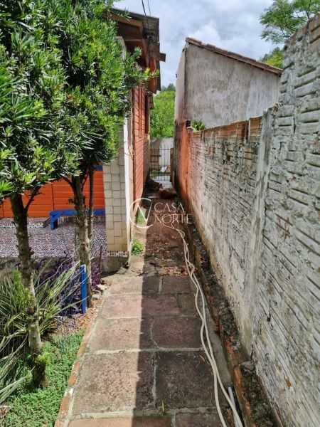 Terreno à venda  com 390m², Rua Monte Claro no bairro Hípica em Porto Alegre