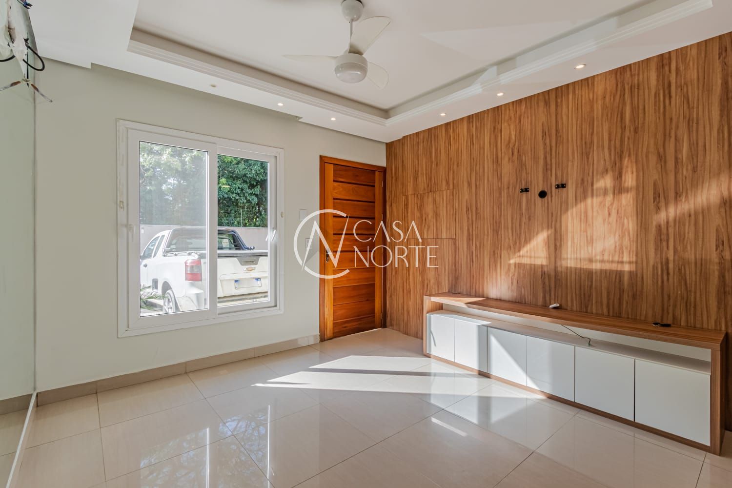 Casa de Condomínio à venda com 2 quartos, 110m², 1 vaga, Rua Júlio Dias de Souza no bairro Aberta dos Morros em Porto Alegre