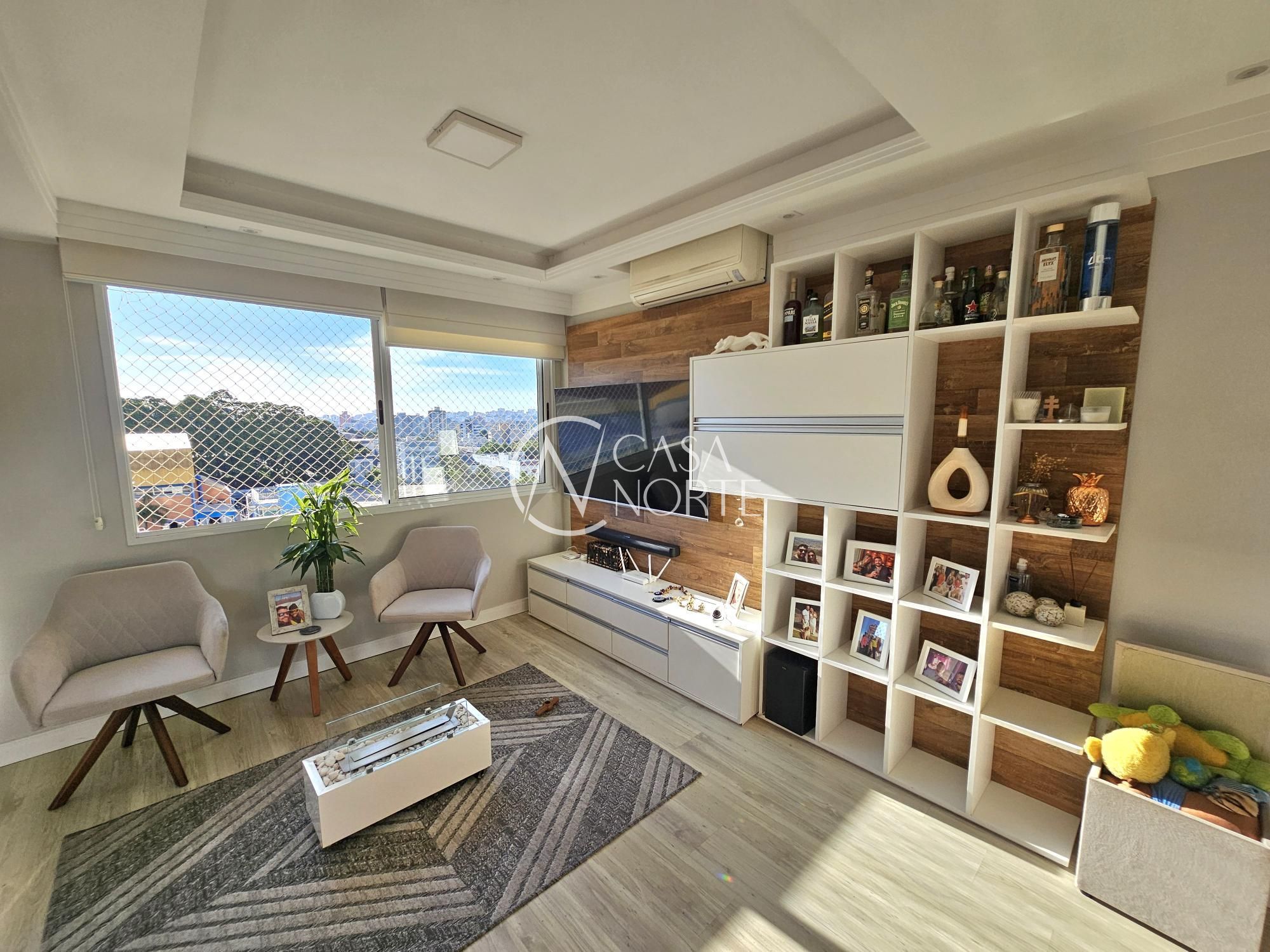 Apartamento à venda com 3 quartos, 65m², 1 suíte, 1 vaga, Bento Gonçalves no bairro Partenon em Porto Alegre