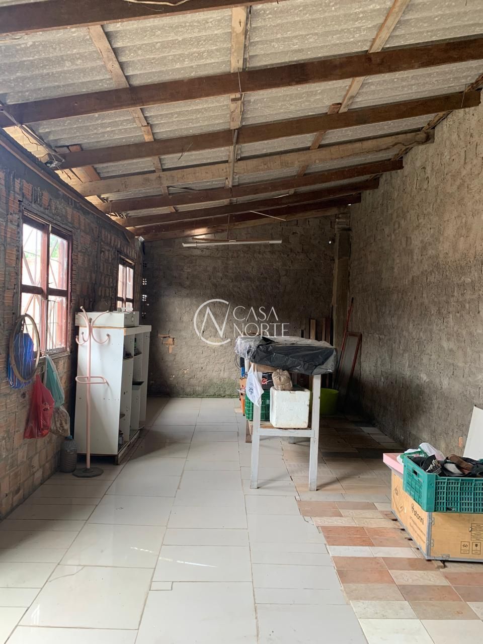 Casa à venda com 3 quartos, 100m², 3 vagas, Rua Ipê-Rosa no bairro Restinga em Porto Alegre