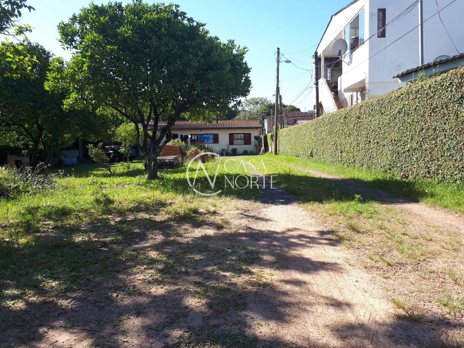 Terreno à venda  com 1440m², Rua Rio Grande no bairro Vila Nova em Porto Alegre