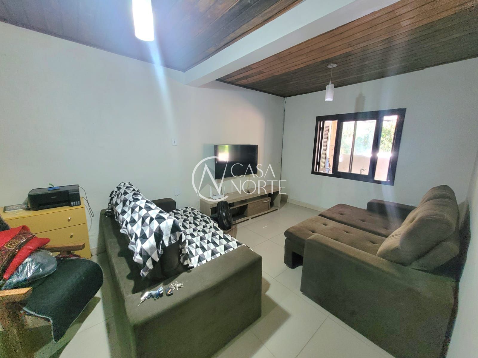 Casa à venda com 4 quartos, 100m², 1 vaga, Rua Júlio Dias de Souza no bairro Aberta dos Morros em Porto Alegre