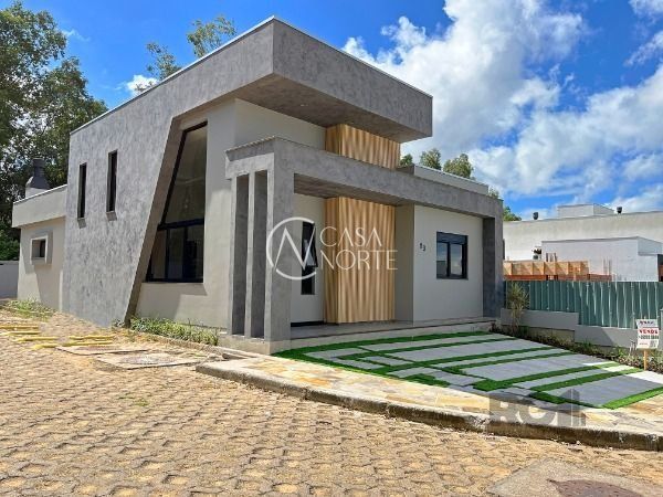 Casa à venda com 3 quartos, 120m², 1 suíte, 2 vagas, Rua Carlos Maximiliano Fayet no bairro Hípica em Porto Alegre