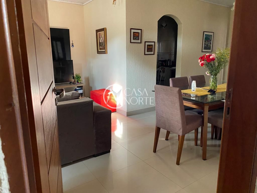 Casa à venda com 4 quartos, 129m², 1 vaga, Rua Doutor Pereira Neto no bairro Tristeza em Porto Alegre
