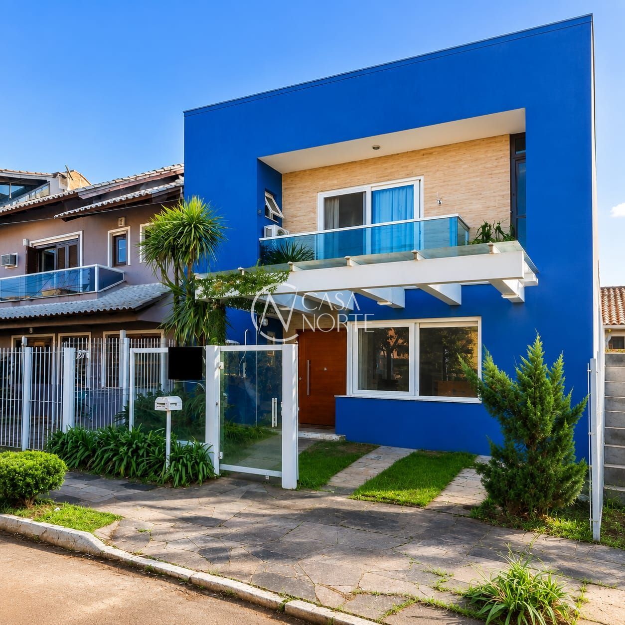 Casa à venda com 3 quartos, 154m², 1 suíte, 2 vagas, Rua Guatambu no bairro Hípica em Porto Alegre