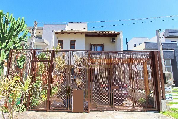 Casa à venda com 3 quartos, 159m², 1 suíte, 1 vaga, Rua Fabiana Kila de Avila no bairro Hípica em Porto Alegre