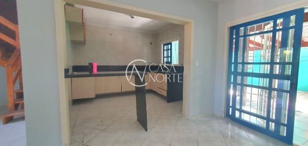 Casa à venda com 3 quartos, 146m², 1 suíte, 2 vagas, Rua Constantino Fernando Onorato Bottin no bairro Hípica em Porto Alegre