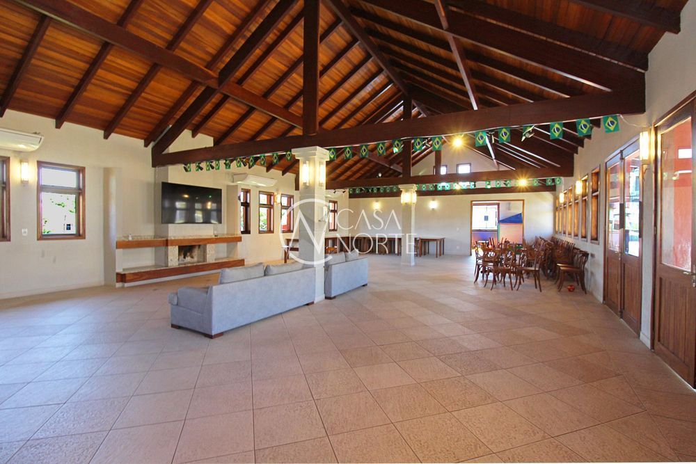 Casa de Condomínio à venda com 3 quartos, 229m², 3 suítes, 4 vagas, Rua Ivo Walter Kern no bairro Hípica em Porto Alegre