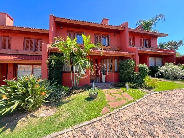 Casa de Condomínio à venda com 4 quartos, 290m², 2 suítes, 2 vagas, Avenida Cai no bairro Cristal em Porto Alegre