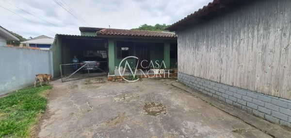 Casa à venda com 2 quartos, 110m², 3 vagas, Avenida do Lami no bairro Belém Novo em Porto Alegre