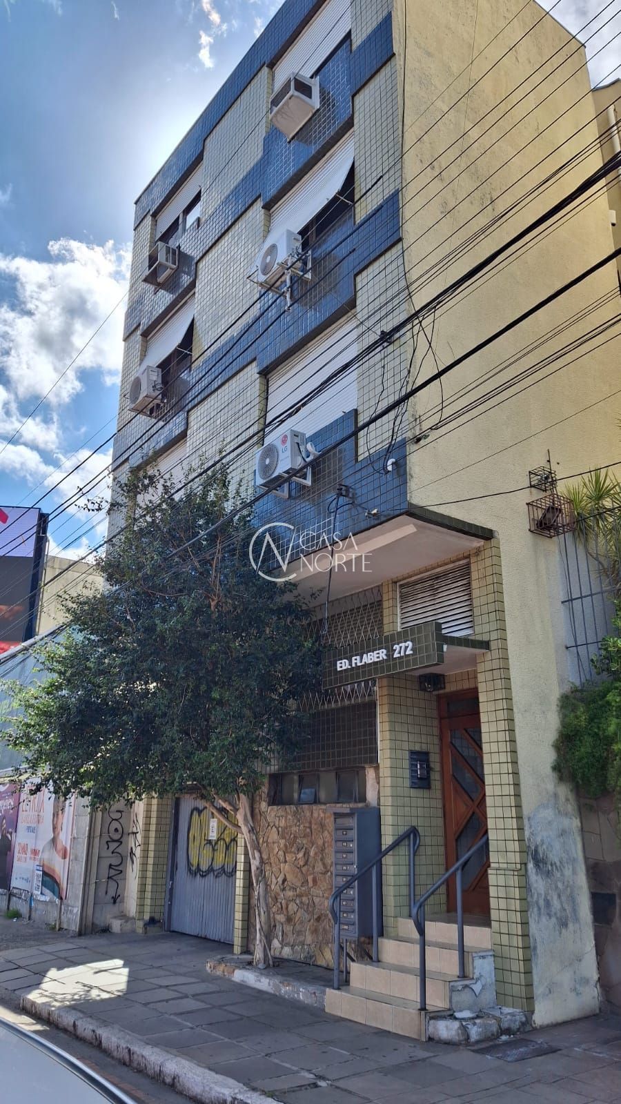 Apartamento à venda com 3 quartos, 93m², 1 vaga, Rua Silva Só no bairro Santa Cecília em Porto Alegre
