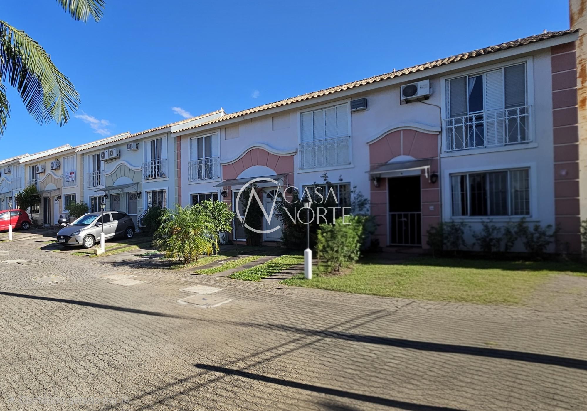 Casa de Condomínio à venda com 3 quartos, 79m², 2 vagas, Cavalhada no bairro Cavalhada em Porto Alegre