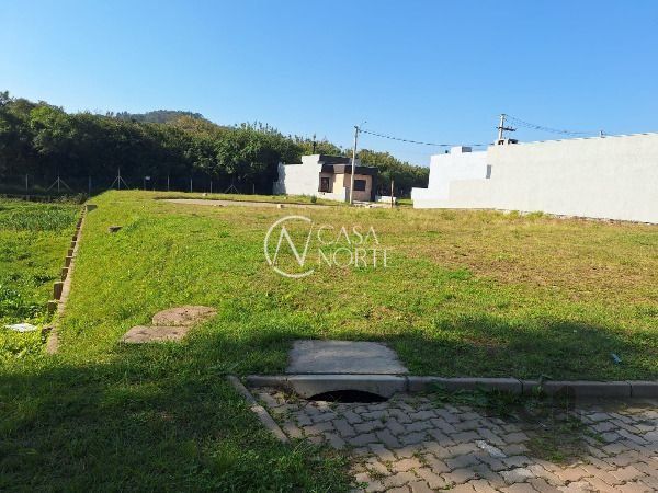 Terreno à venda  com 191m², Estrada Jorge Pereira Nunes no bairro Campo Novo em Porto Alegre