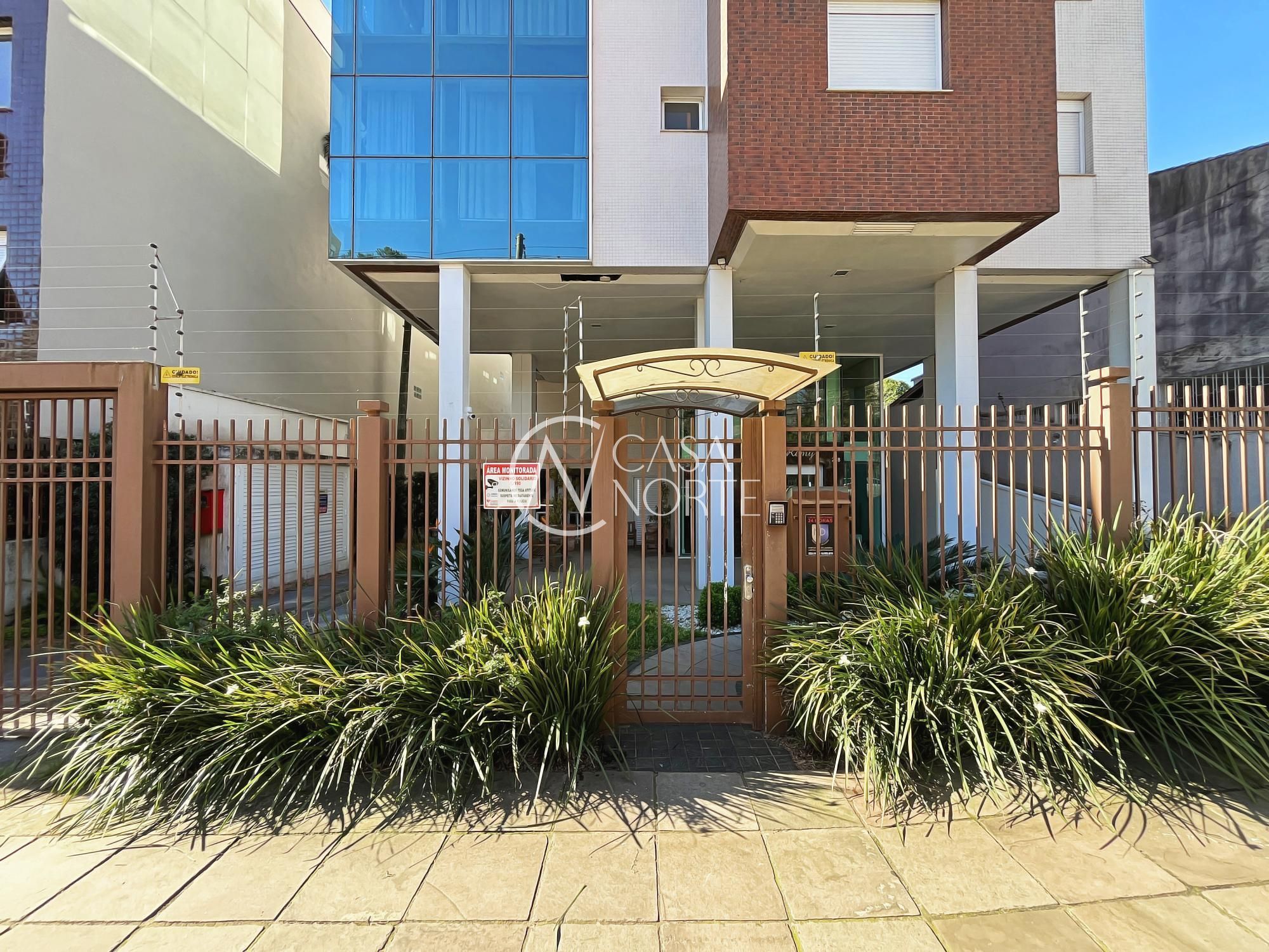 Apartamento à venda com 3 quartos, 102m², 1 suíte, 2 vagas, Rua Miguel Couto no bairro Menino Deus em Porto Alegre