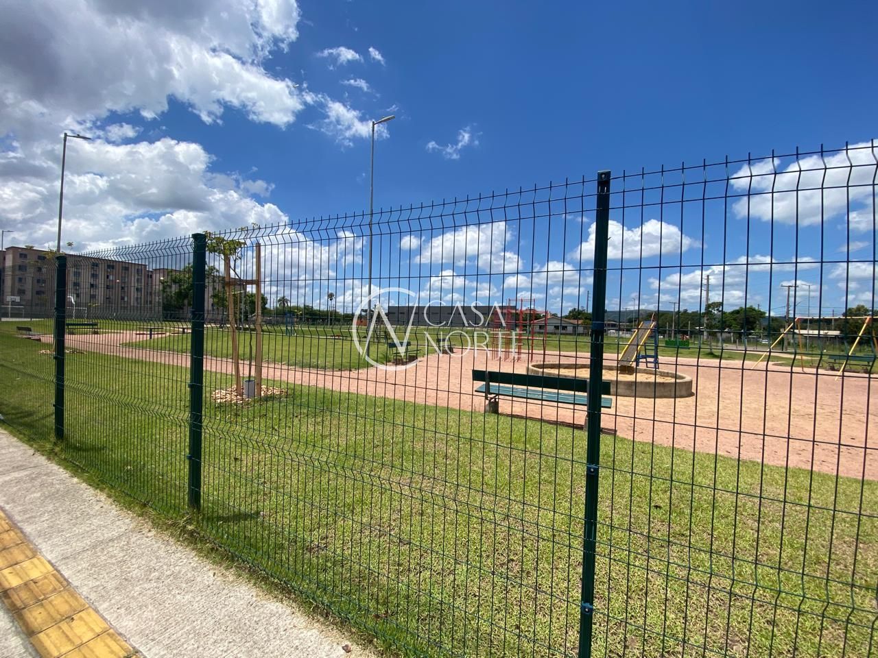 Terreno à venda  com 132m², Rua Lucindo Antônio Bottin no bairro Hípica em Porto Alegre