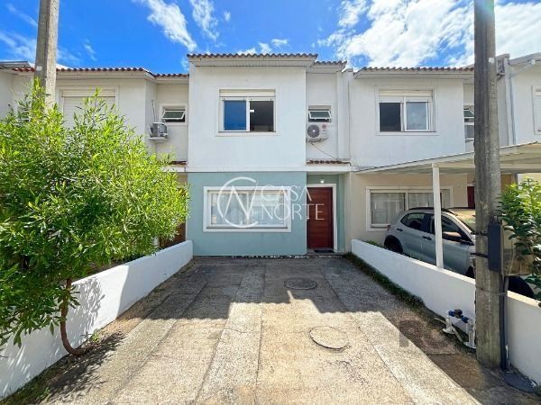 Casa à venda com 3 quartos, 141m², 1 suíte, 20 vagas, Avenida Edgar Pires de Castro no bairro Hípica em Porto Alegre