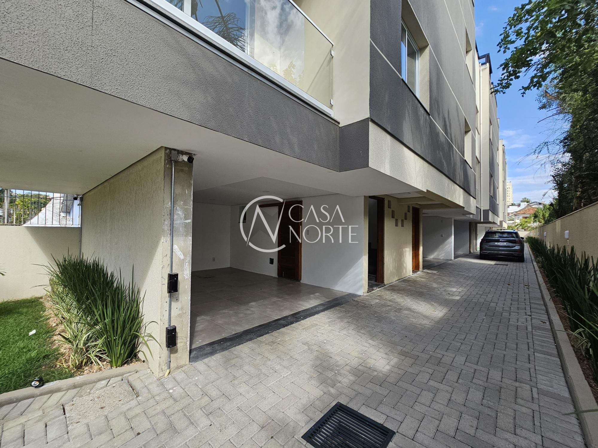 Casa de Condomínio à venda com 3 quartos, 120m², 1 suíte, 1 vaga, Avenida Sergipe no bairro Glória em Porto Alegre