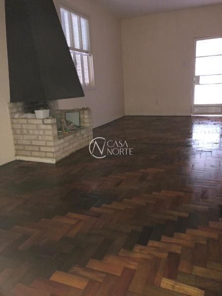 Casa à venda com 3 quartos, 170m², 2 suítes, 2 vagas, Avenida Desembargador Mello Guimaraes no bairro Belém Novo em Porto Alegre