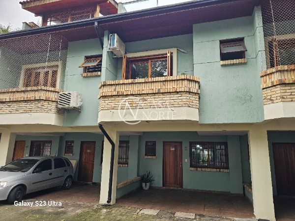 Casa de Condomínio à venda com 3 quartos, 218m², 1 suíte, 1 vaga, Rua Doutor Pio Ângelo no bairro Ipanema em Porto Alegre