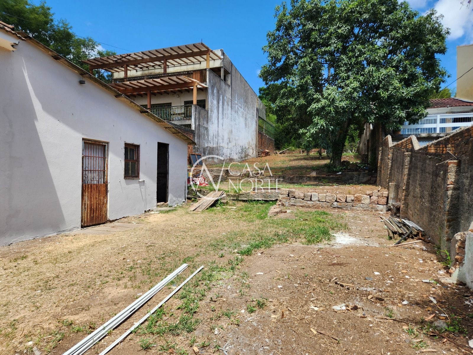 Terreno à venda  com 549m², Estrada Cristiano Kraemer no bairro Vila Nova em Porto Alegre