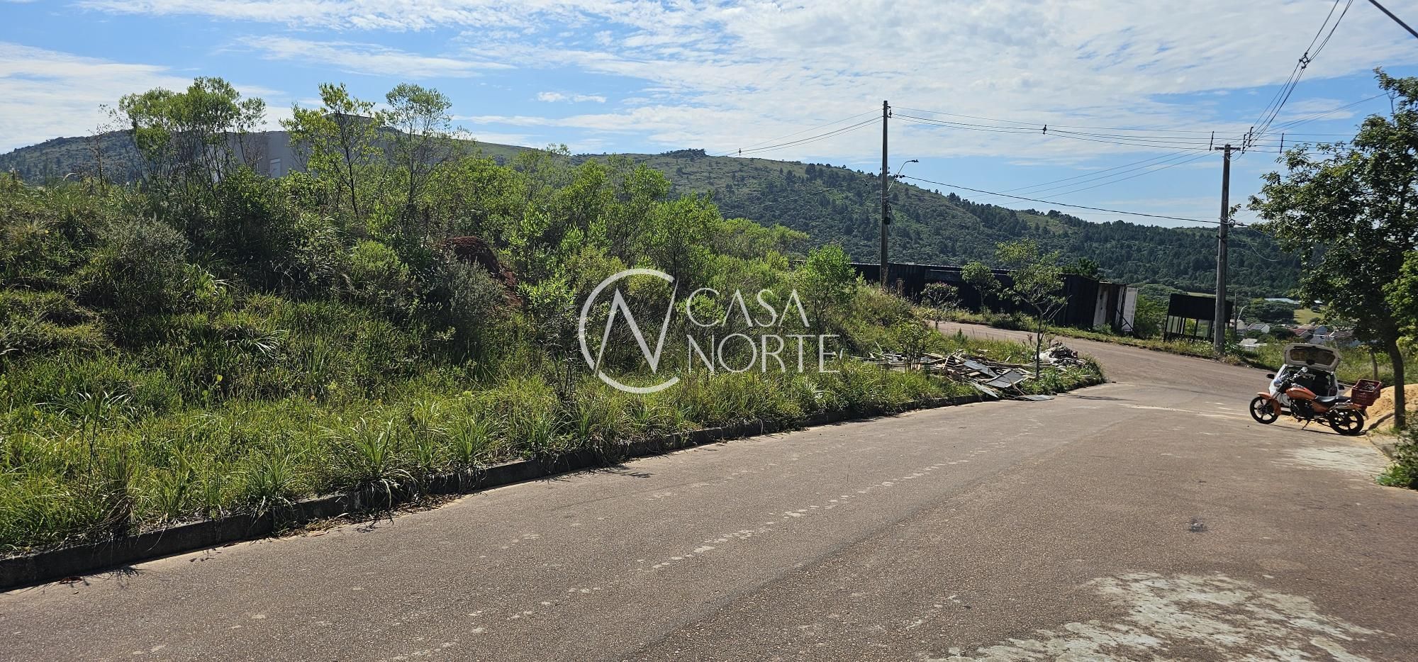 Terreno à venda  com 149m², Rua Maria Lídia Magliani no bairro Campo Novo em Porto Alegre