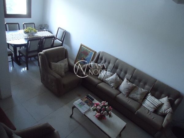 Casa à venda com 3 quartos, 177m², 1 suíte, Rua Francisca Prezzi Bolognesi no bairro Aberta dos Morros em Porto Alegre