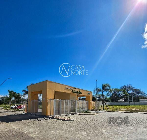 Terreno à venda  com 147m², Avenida Juca Batista no bairro Hípica em Porto Alegre