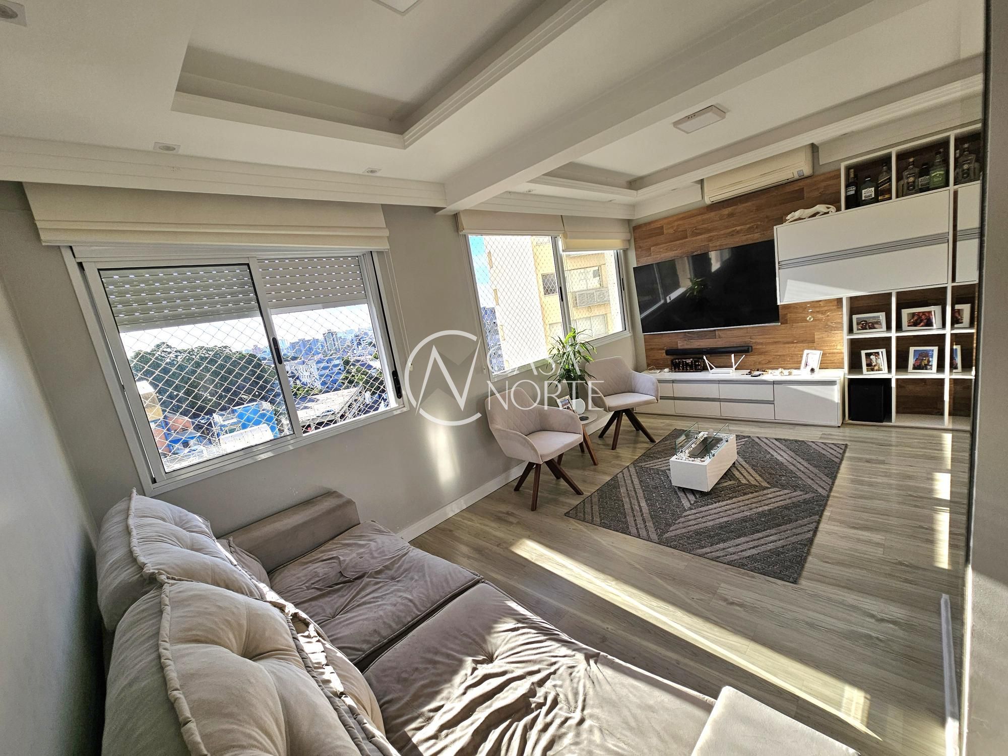 Apartamento à venda com 3 quartos, 65m², 1 suíte, 1 vaga, Bento Gonçalves no bairro Partenon em Porto Alegre