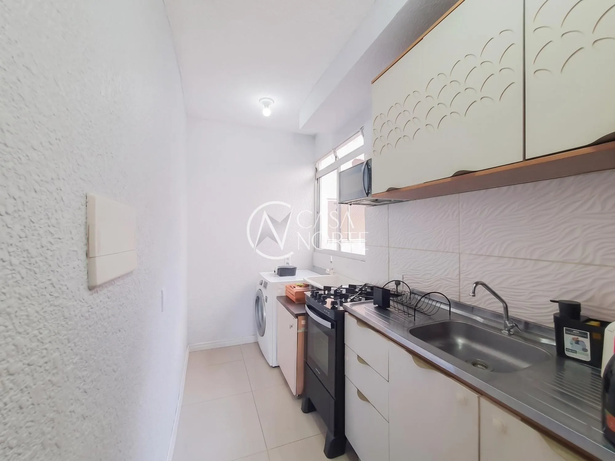 Apartamento à venda com 2 quartos, 40m², 1 vaga, Rua José Iuchno no bairro Hípica em Porto Alegre