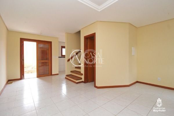 Casa à venda com 3 quartos, 115m², 1 suíte, 1 vaga, Rua Alexio Fagherazzi no bairro Hípica em Porto Alegre