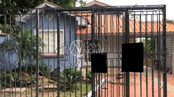 Casa à venda com 3 quartos, 170m², 2 suítes, 2 vagas, Avenida Desembargador Mello Guimaraes no bairro Belém Novo em Porto Alegre