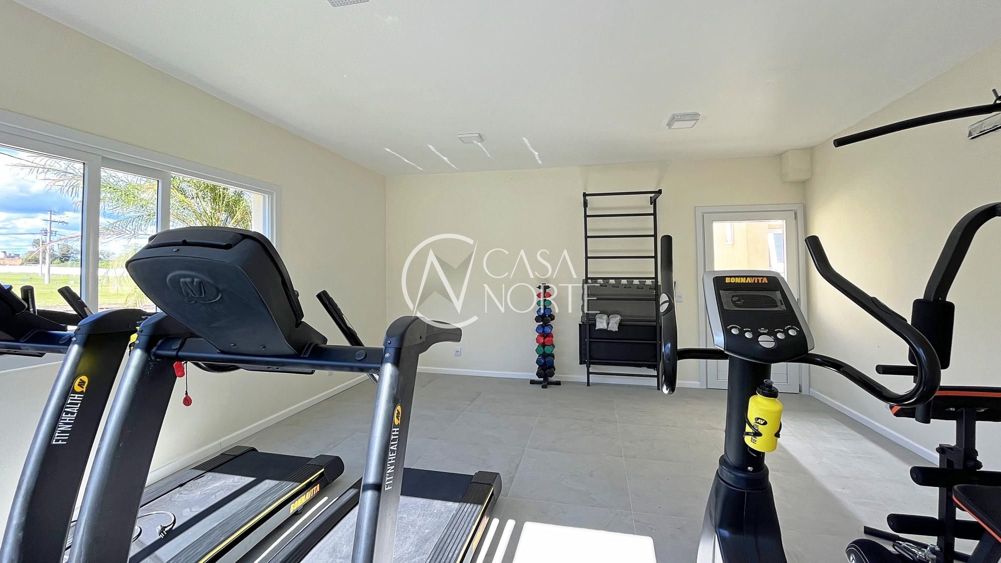 Terreno à venda  com 189m², Avenida Juca Batista no bairro Hípica em Porto Alegre