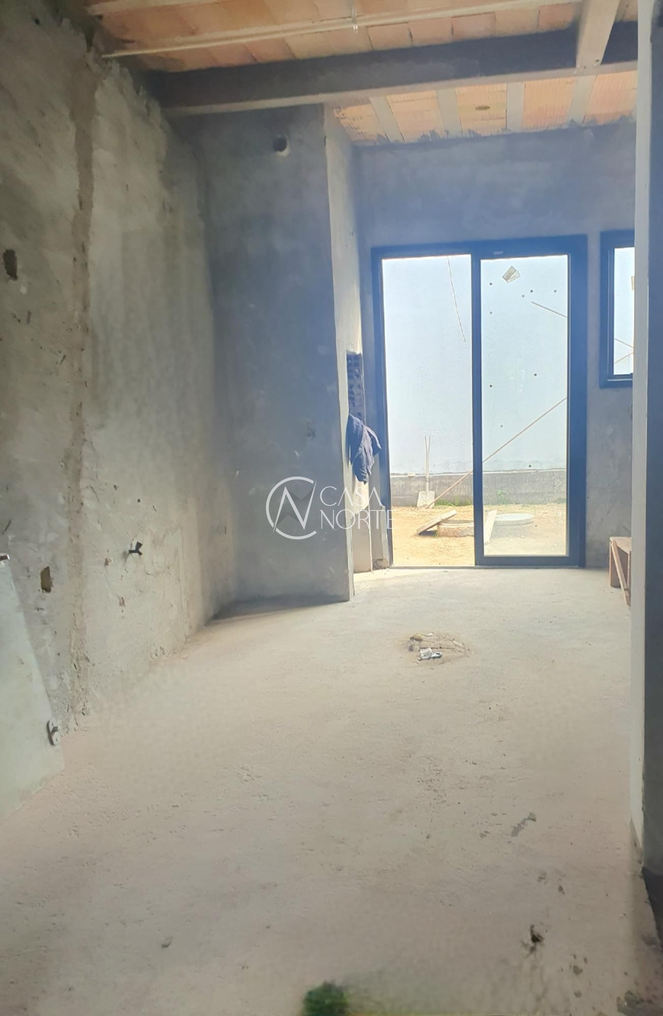 Casa à venda com 2 quartos, 110m², 2 suítes, 1 vaga, Rua Ivo Walter Kern no bairro Hípica em Porto Alegre