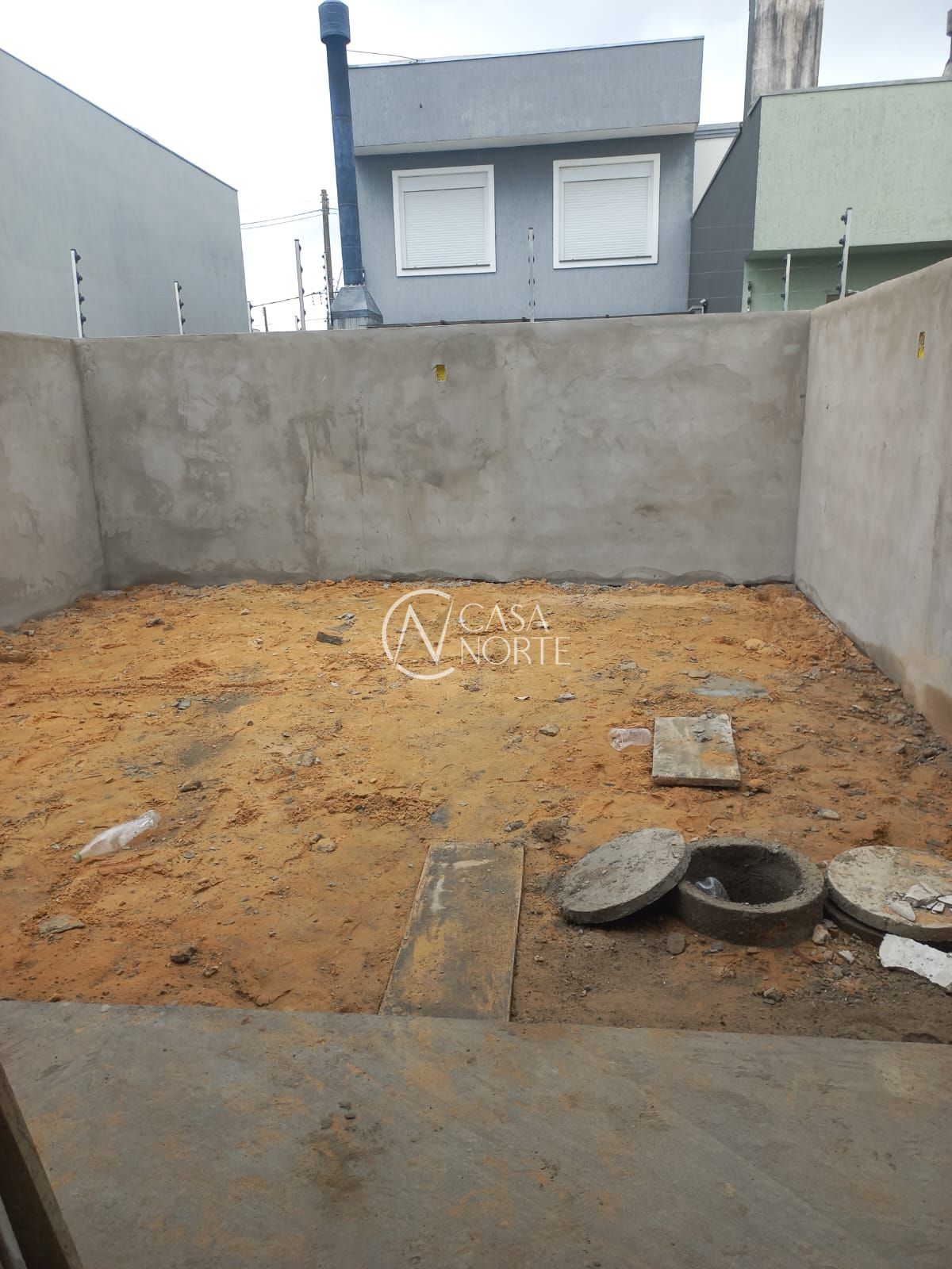 Casa à venda com 2 quartos, 137m², 1 suíte, 2 vagas, Rua Jorge Babot Miranda no bairro Aberta dos Morros em Porto Alegre