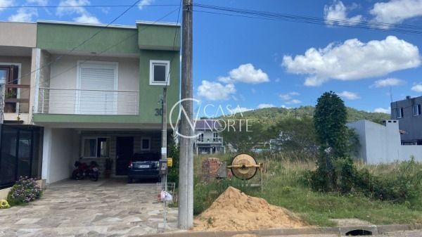 Terreno à venda  com 110m², Rua Jorge Babot Miranda no bairro Aberta dos Morros em Porto Alegre