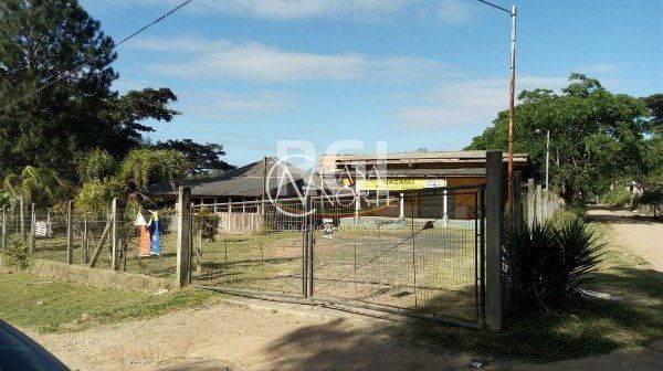 Terreno à venda  com 1118m², Estrada Jacques da Rosa no bairro Lageado em Porto Alegre