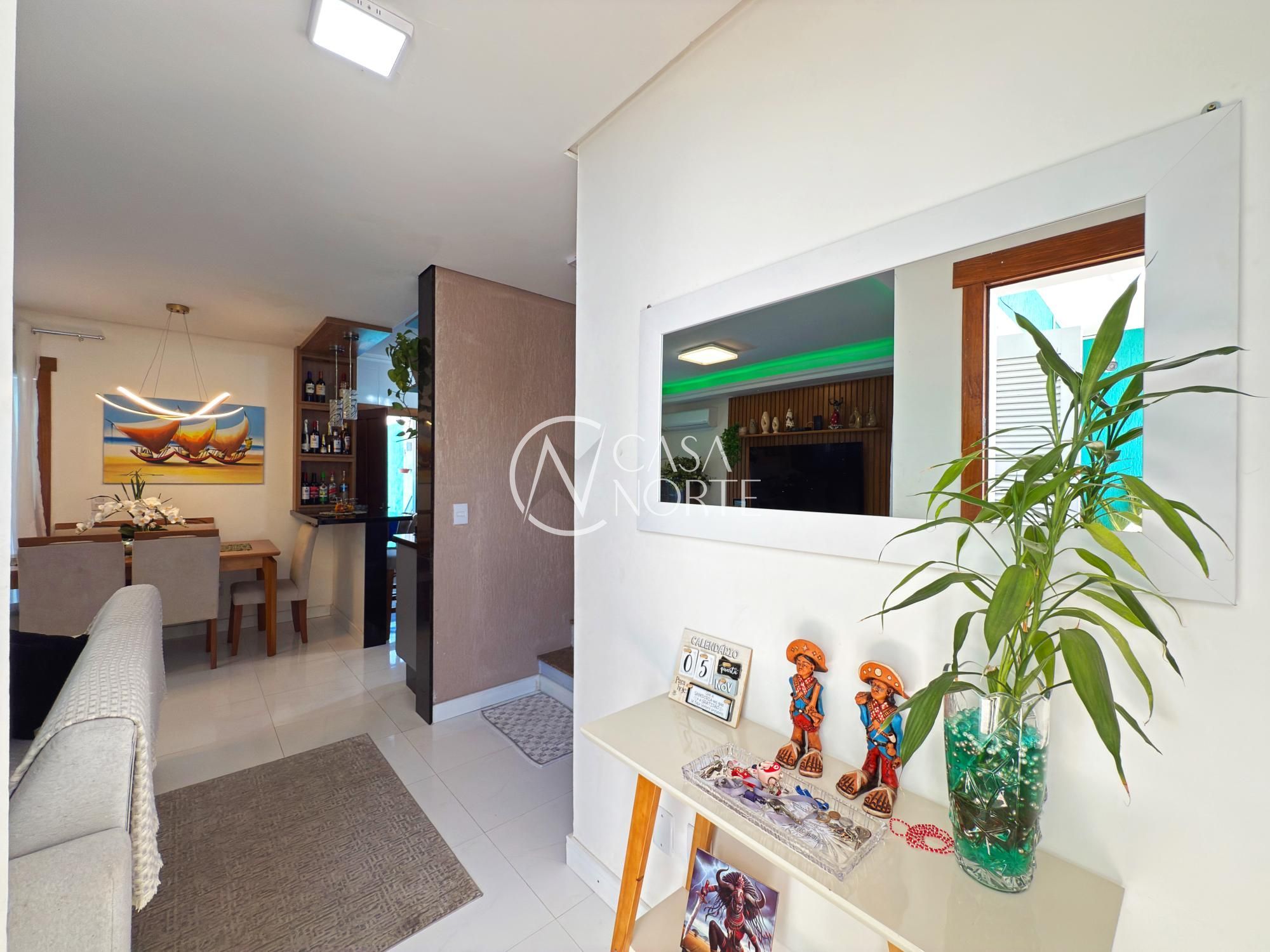 Casa à venda com 3 quartos, 128m², 1 suíte, 4 vagas, Carlos Maximiliano Fayet no bairro Aberta dos Morros em Porto Alegre