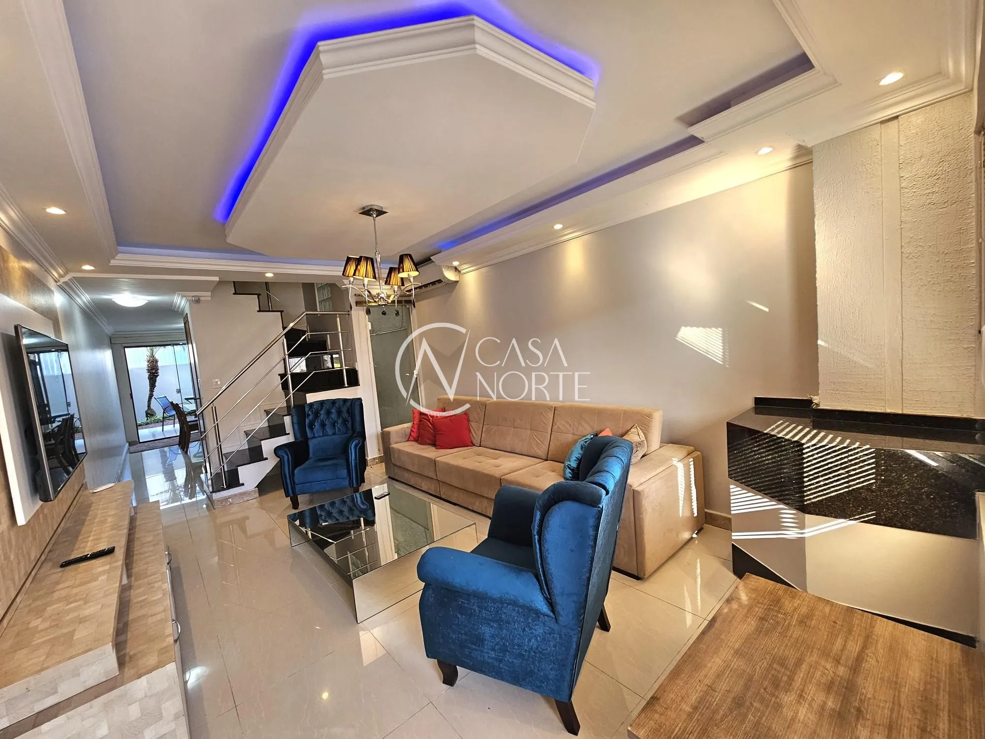 Casa à venda com 3 quartos, 122m², 1 suíte, 2 vagas, Rua Luzinete Alves Aragon no bairro Hípica em Porto Alegre