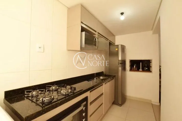 Apartamento à venda com 2 quartos, 57m², 1 suíte, 1 vaga, Rua Walton Pontes Carpes no bairro Vila Nova em Porto Alegre